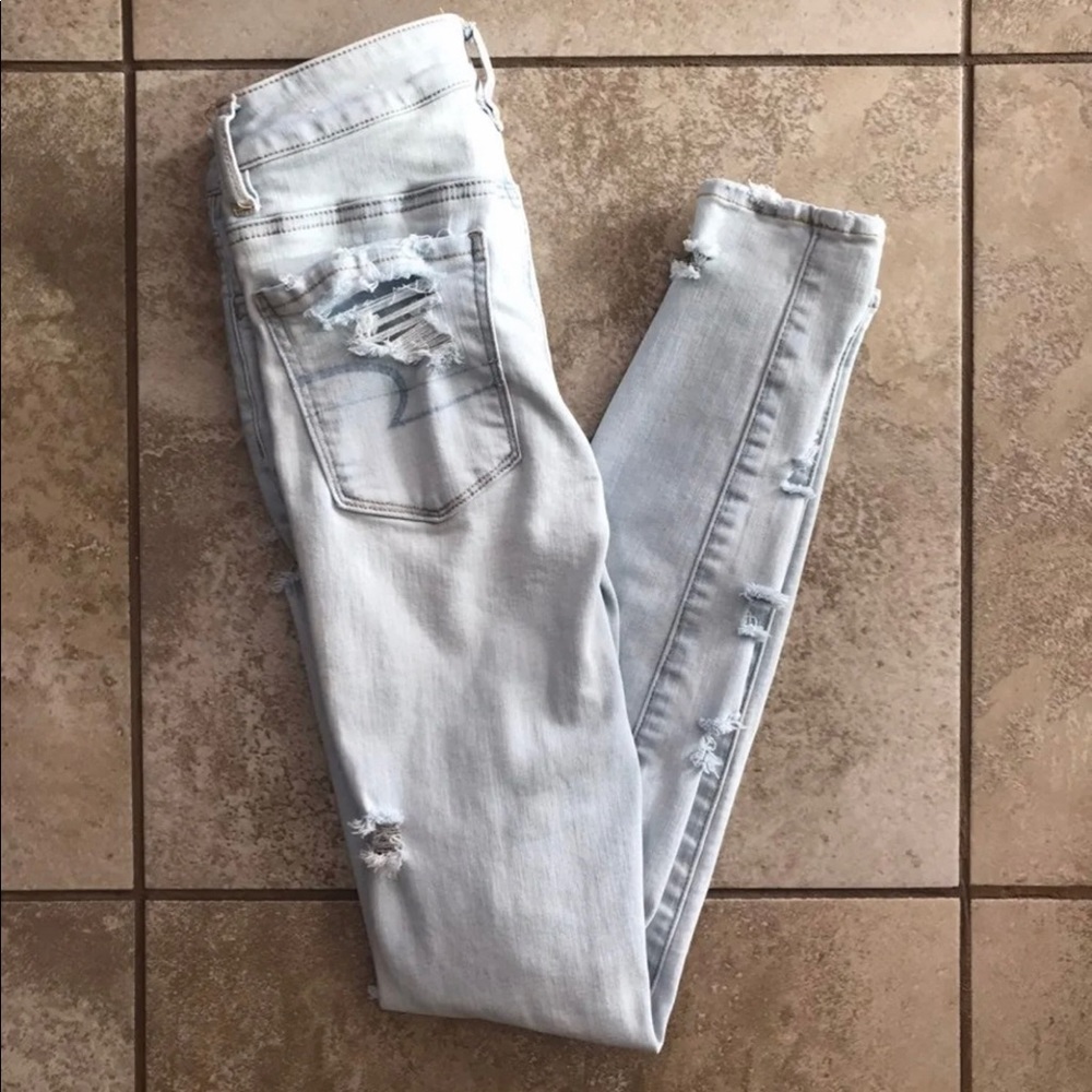Low Rise American Eagle Jeans